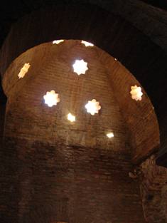 The steam bath is one of the most characteristic elements in the Islamic culture - Alhambra Granada