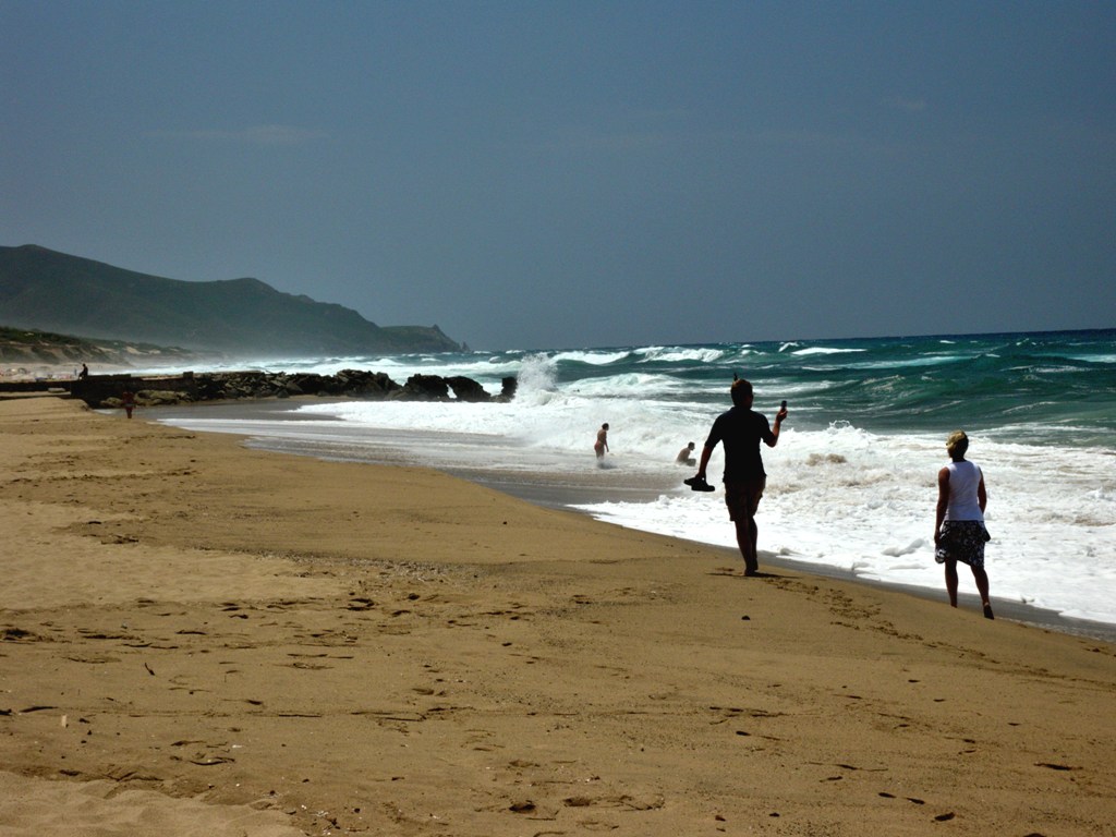 The coast of Piscinas is very long, and it is formed by nearly 3 kilometers of a deep, fine, golden beach
