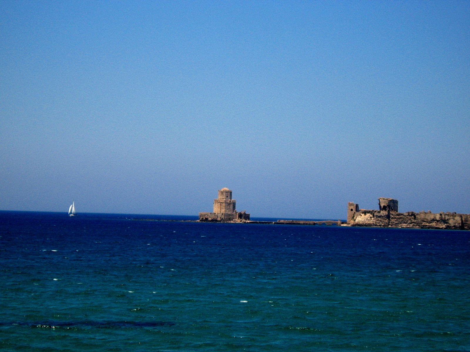 Visitors to Methoni should visit the magnificent venetian fort, which was built to fortify the original town in 1206 - Methoni Greece 