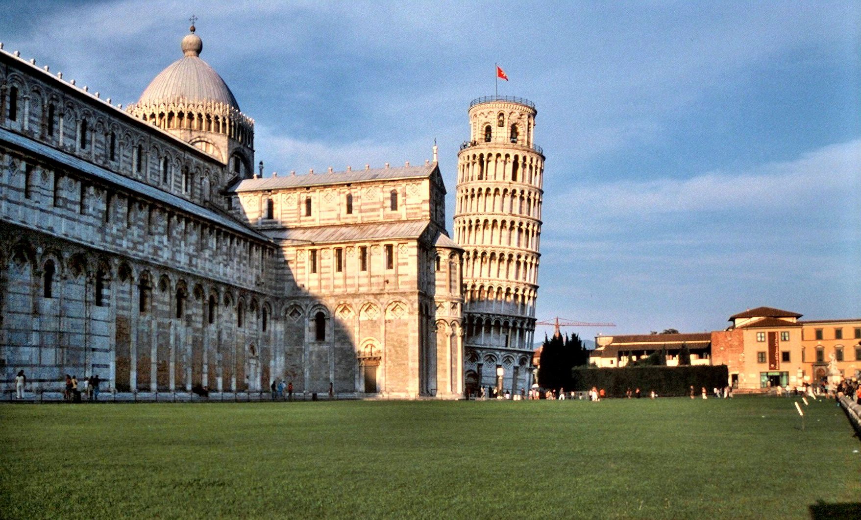 Pisa leaning tower is 57 m high - Italy 