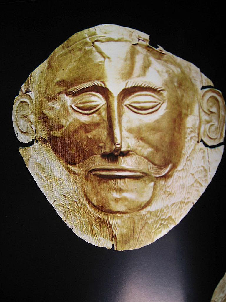 Even though the archaeological evidence speaks against that the famous golden mask of Agamemnon actually belonged to the famous king, it is one of the most famous findings of the ancient world
