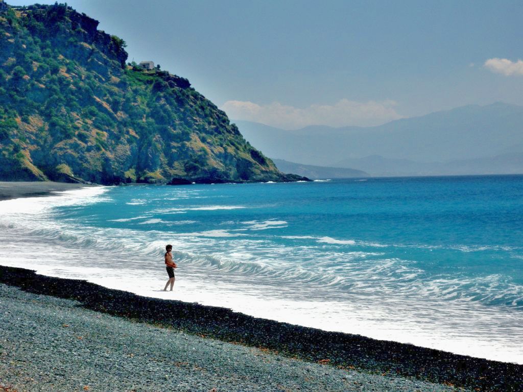 Nonza black beach - Plage de Baracatoggio - Corsica 
