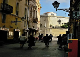Walk through the old part of Oristano town