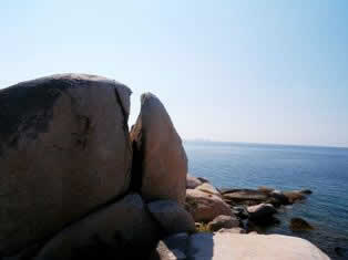 Palombaggia beach granite stones