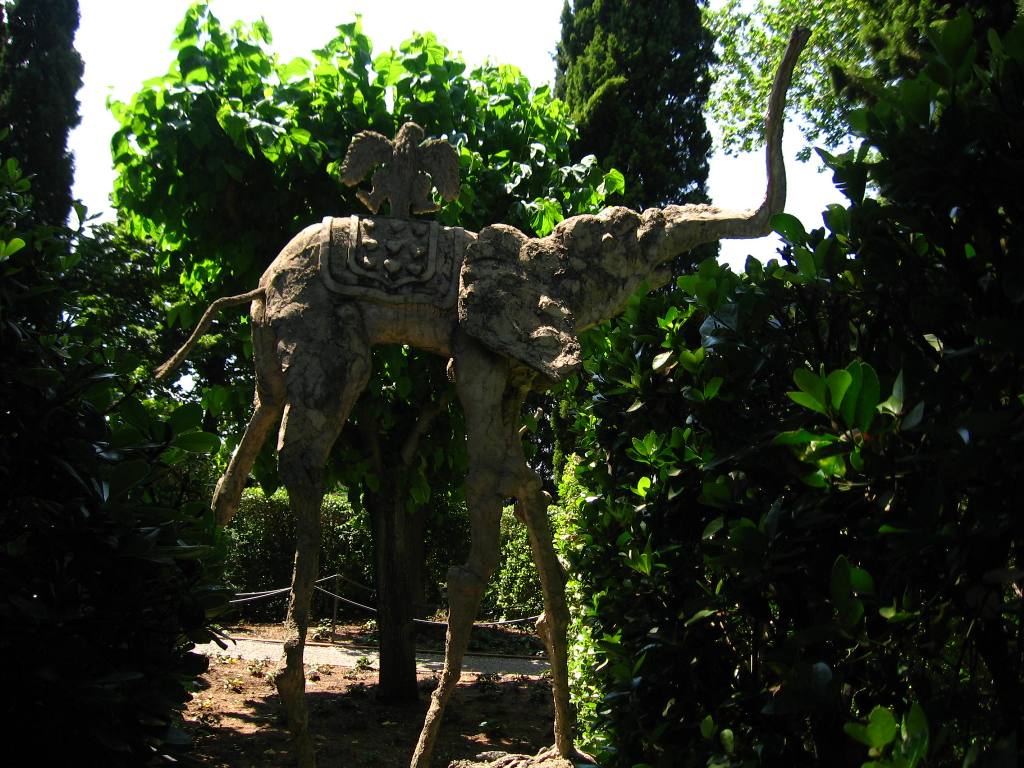 The artist Salvador Dal decorated the garden of Castle of Pbo with elephants with huge feet - Pubol Spain 