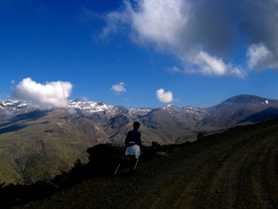 On the road of Sierra nevada plateau
