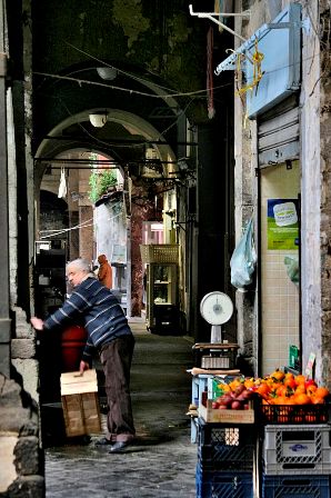Walk to the old city of Naples Via del Tribunali