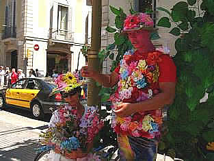 Mimes on La Rambla street Barcelona