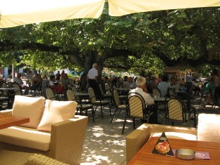  Pylos town centre Greece