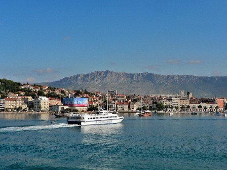 Split to Hvar boat