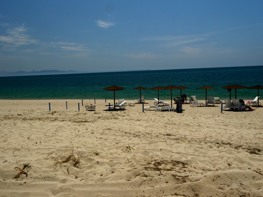 Torregrande beach is one of the nearest bech of Oristano, It is very well equipped with a large car park suitable for campervans.