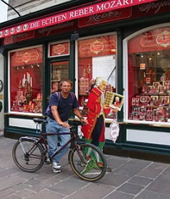 With Cycle through Salzburg