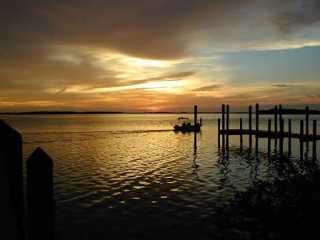 Peacefull evening and warm weather in Bahamas